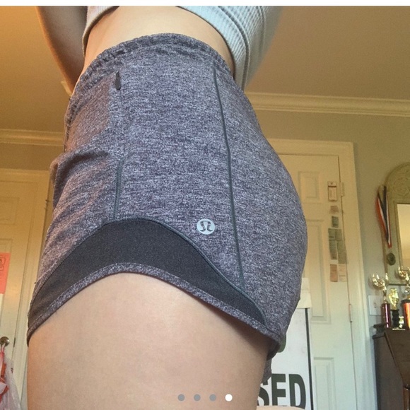 Lululemon heather grey hotty hot shorts - Picture 2 of 3